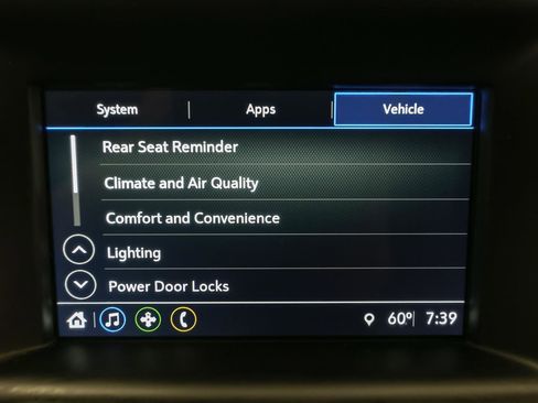 Used 2018 GMC Terrain SLE image 27