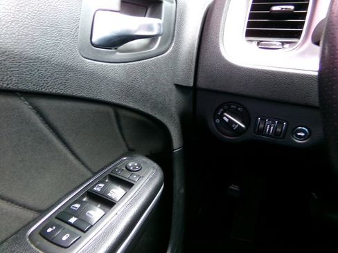 Used 2022 Dodge Charger R/T image 21