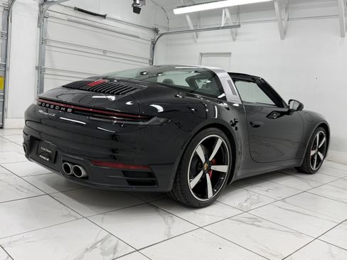 Certified 2022 Porsche 911 Targa 4S image 13