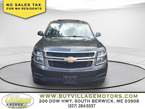 Used 2018 Chevrolet Suburban LS w/ Enhanced Driver Alert Package AWD/4WD image 2