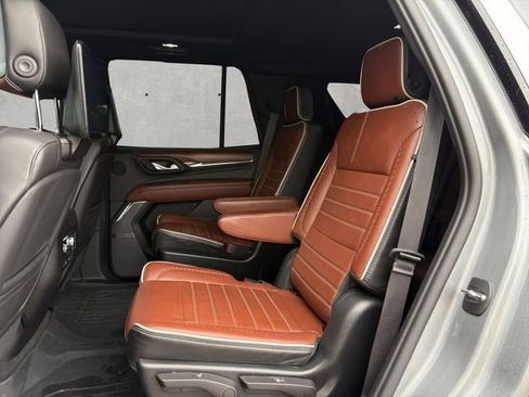 Certified 2023 GMC Yukon Denali Ultimate image 25