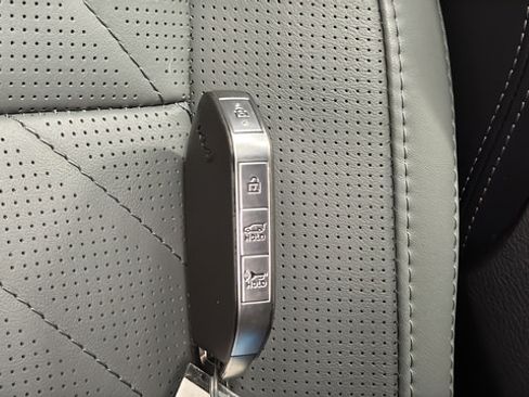 Used 2024 Kia Telluride SX Prestige X-Line AWD/4WD image 21