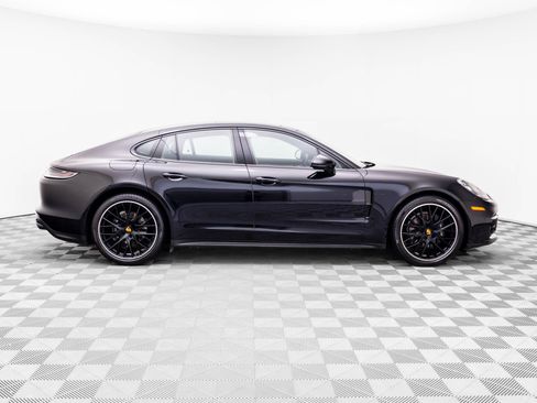 Used 2023 Porsche Panamera 4 Platinum Edition AWD/4WD image 7