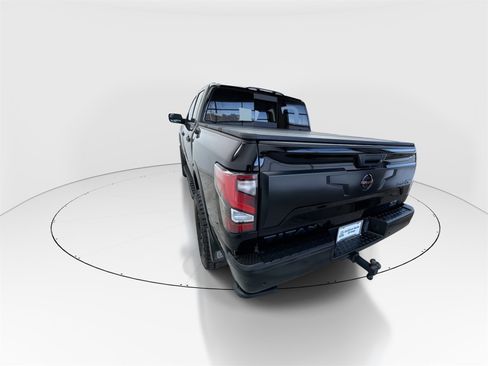 Used 2020 Nissan Titan PRO-4X w/ Pro-4x Convenience Package image 6