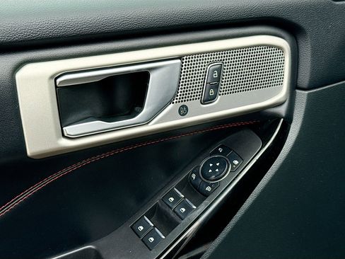 Used 2023 Ford Explorer ST-Line w/ Class IV Trailer Tow Package image 20