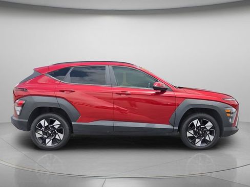 Used 2024 Hyundai Kona SEL AWD/4WD image 9