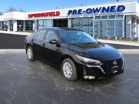 Used 2025 Nissan Sentra S image 1