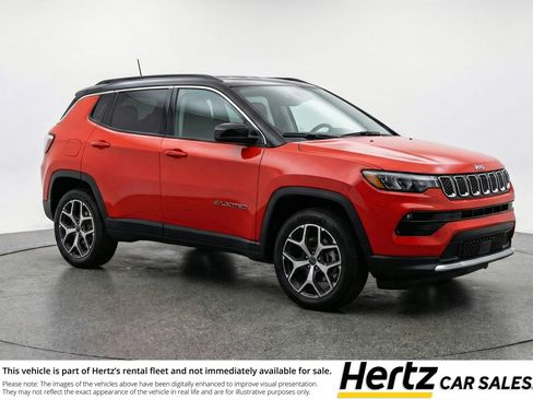 Used 2025 Jeep Compass Limited image 1