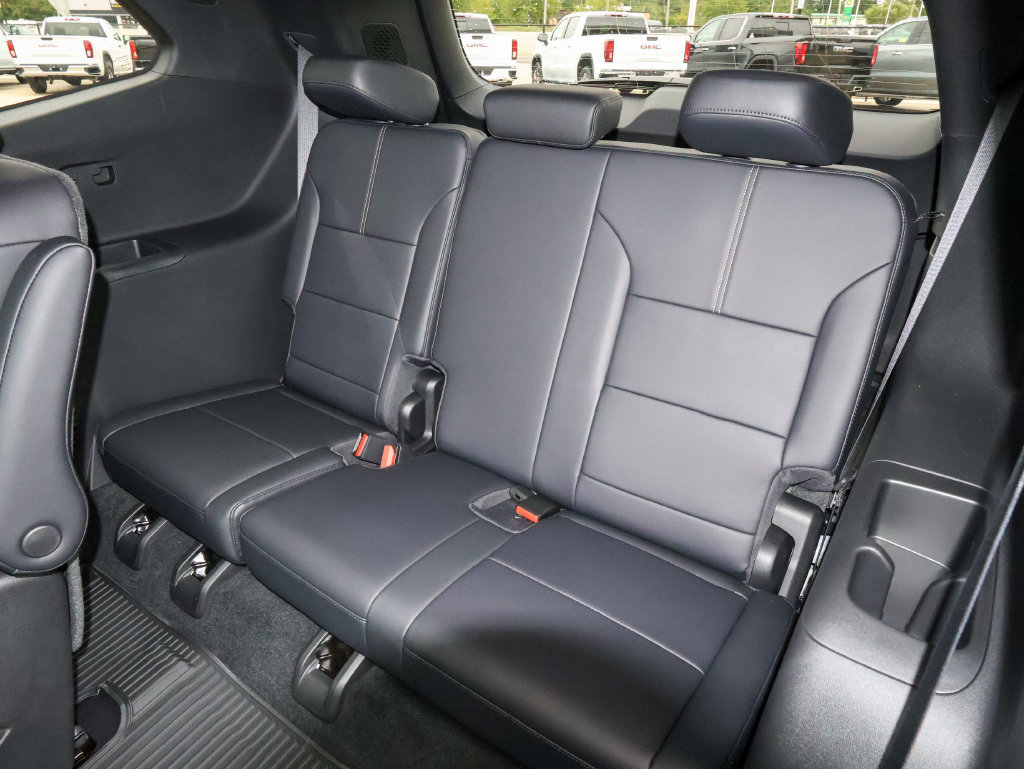 New 2027 GMC Acadia Elevation w/ Black Edition AWD/4WD image 11