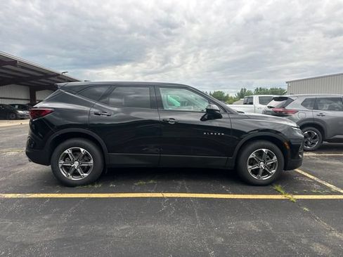 Used 2023 Chevrolet Blazer LT AWD/4WD image 7