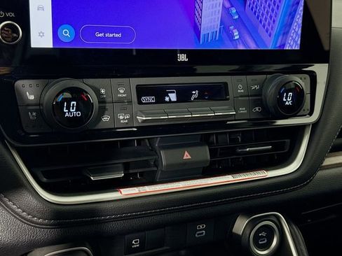 Certified 2025 Toyota Grand Highlander FWD image 15