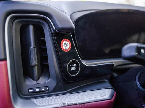 Used 2024 Porsche Cayenne S image 26