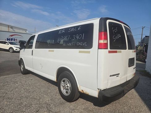 Used 2006 Chevrolet Express 1500 LS AWD/4WD image 11