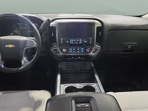 Used 2017 Chevrolet Silverado 1500 LT AWD/4WD image 19