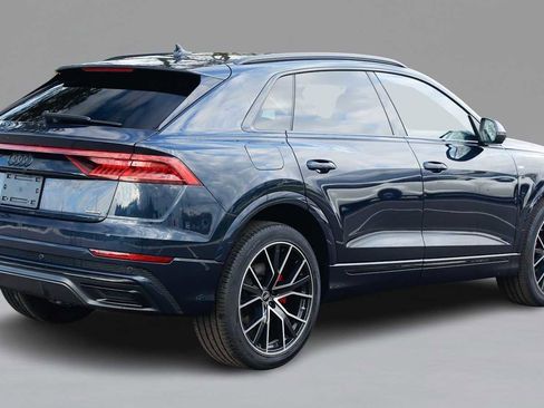 Used 2023 Audi Q8 Premium Plus w/ Premium Plus Package image 5