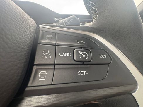 New 2025 Jeep Grand Cherokee Laredo X w/ Luxury Tech Group I image 21