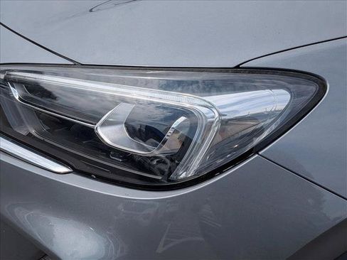 Used 2021 Buick Encore GX Essence AWD/4WD image 9