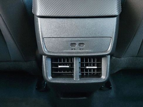 Used 2025 Chevrolet Equinox LT AWD/4WD image 17