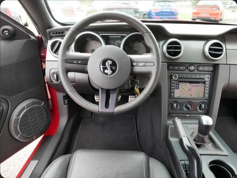 Used 2009 Ford Mustang Shelby GT500 RWD image 12