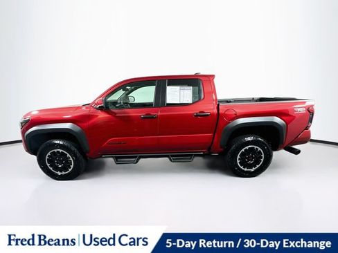 Used 2025 Toyota Tacoma TRD Off-Road w/ TRD Off Road Upgrade Package AWD/4WD image 5