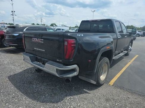 Used 2024 GMC Sierra 3500 SLT w/ SLT Premium Package AWD/4WD image 4