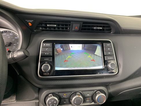 Used 2025 Nissan Kicks Play S FWD image 27