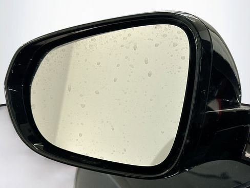 Used 2023 Chevrolet TrailBlazer RS w/ Convenience Package image 16