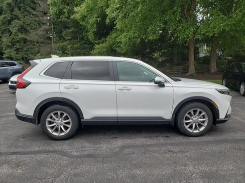 Used 2024 Honda CR-V EX image 2