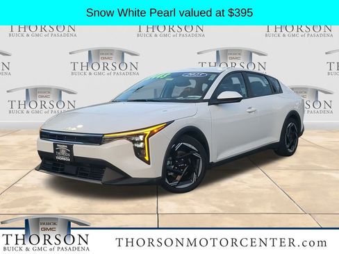 Used 2025 Kia K4 EX image 1