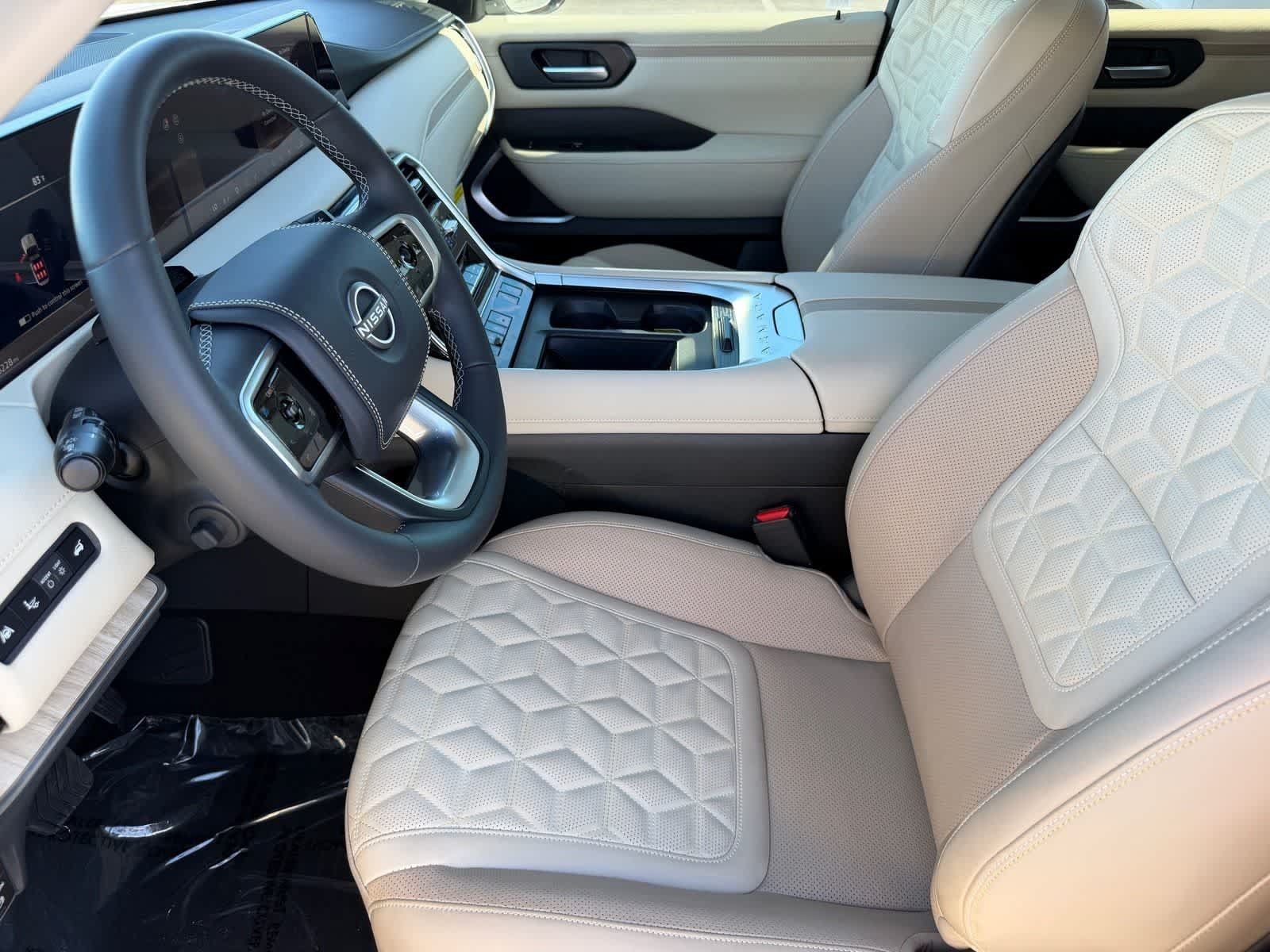 Certified 2026 Nissan Armada Platinum Reserve AWD/4WD image 11