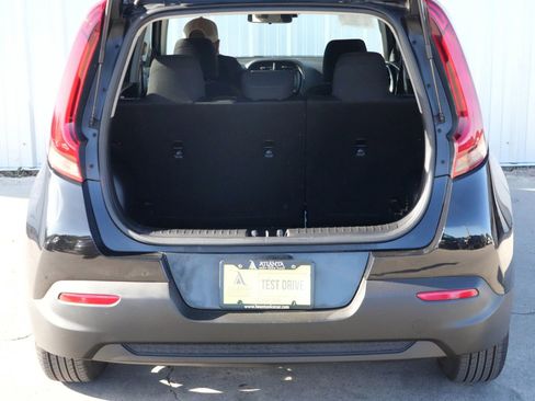 Used 2020 Kia Soul S image 9