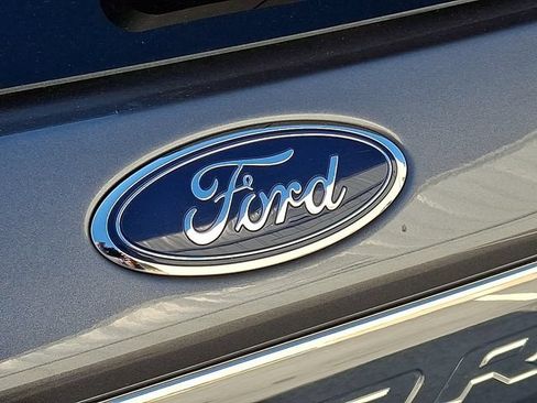 Used 2021 Ford Explorer Limited AWD/4WD image 29