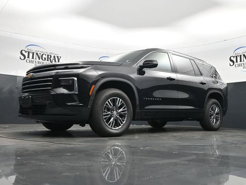 Used 2026 Chevrolet Traverse LT image 19