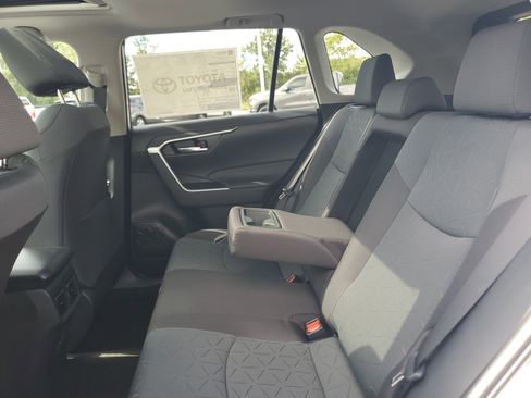 Used 2025 Toyota RAV4 XLE image 13
