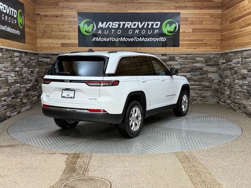 Used 2023 Jeep Grand Cherokee Limited AWD/4WD image 9