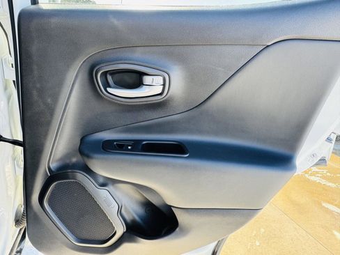 Used 2023 Jeep Renegade Trailhawk w/ Trailhawk Elite Group image 26