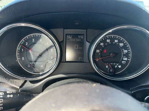 Used 2011 Jeep Grand Cherokee Laredo image 7