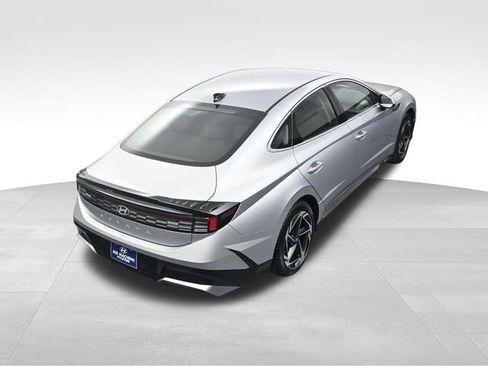 New 2026 Hyundai Sonata SEL FWD image 27