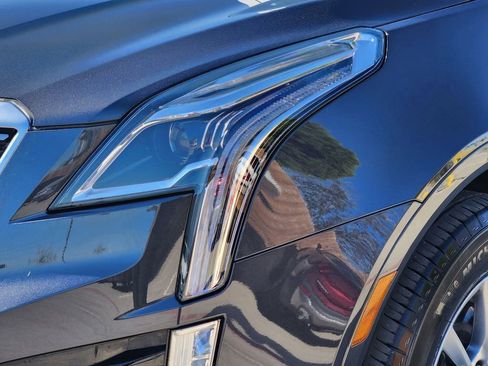 Used 2023 Cadillac XT5 Premium Luxury w/ Technology Package FWD image 7