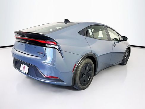 New 2026 Toyota Prius LE image 9