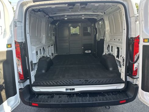 Used 2023 Ford E-Transit Low Roof RWD image 20