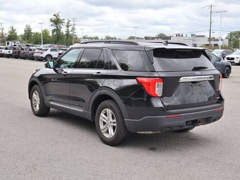 Used 2022 Ford Explorer XLT w/ Class IV Trailer Tow Package AWD/4WD image 5
