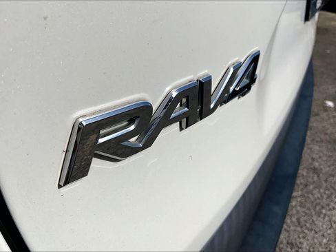 Used 2020 Toyota RAV4 Limited w/ Limited Grade Weather Package AWD/4WD image 11