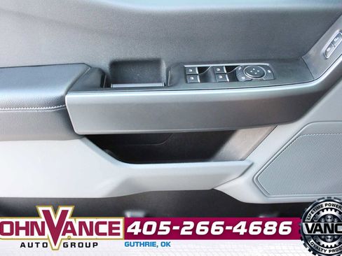 Used 2025 Ford F350 XLT AWD/4WD image 30