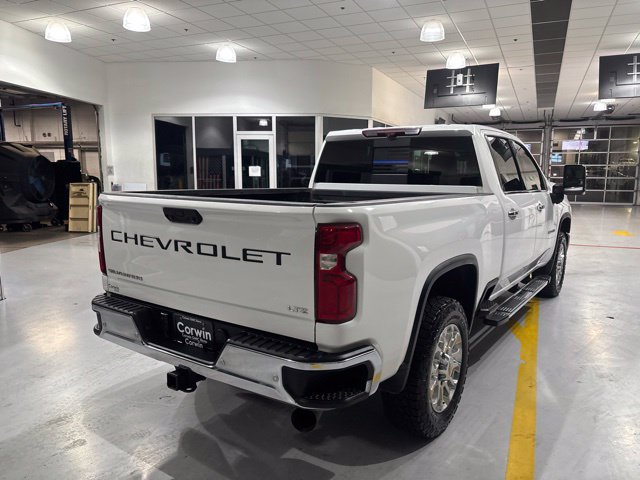 Used 2024 Chevrolet Silverado 2500 LTZ w/ LTZ Premium Package AWD/4WD image 8