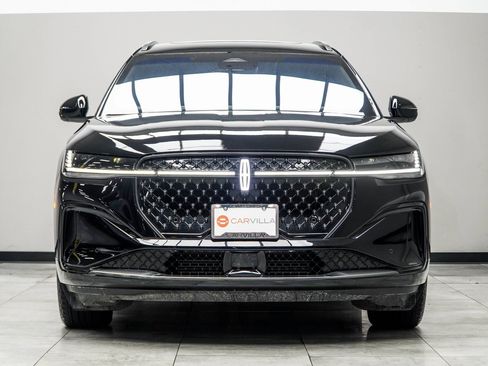 Used 2024 Lincoln Nautilus Reserve w/ Equipment Group 202A image 4