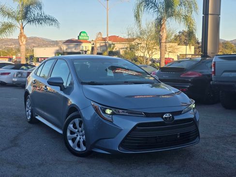 Used 2023 Toyota Corolla LE image 11