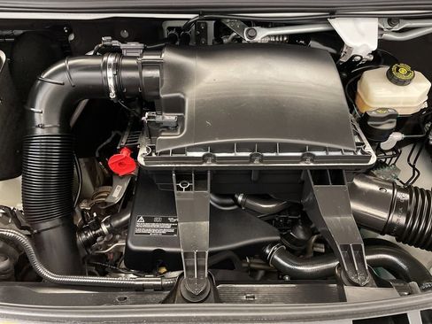 Used 2022 Mercedes-Benz Sprinter 144 Cargo image 21