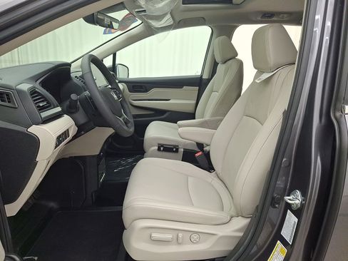 Used 2026 Honda Odyssey EX-L image 14