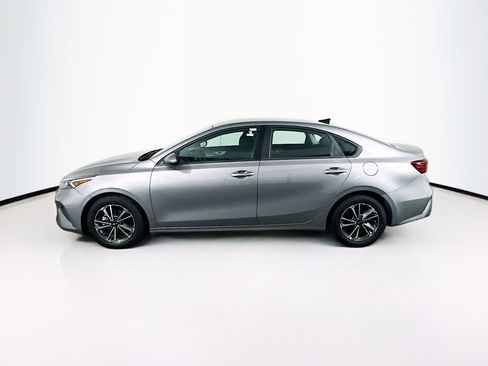 Used 2024 Kia Forte LXS image 4